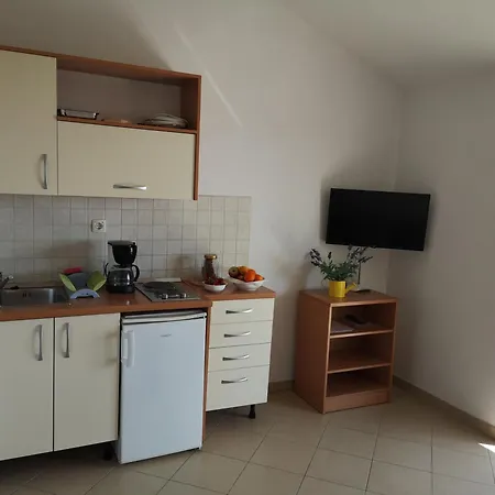 Neva Apartment *